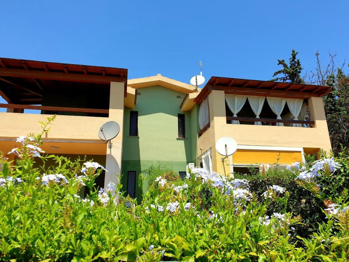 Sun & Beach House Costa Rei Exterior photo